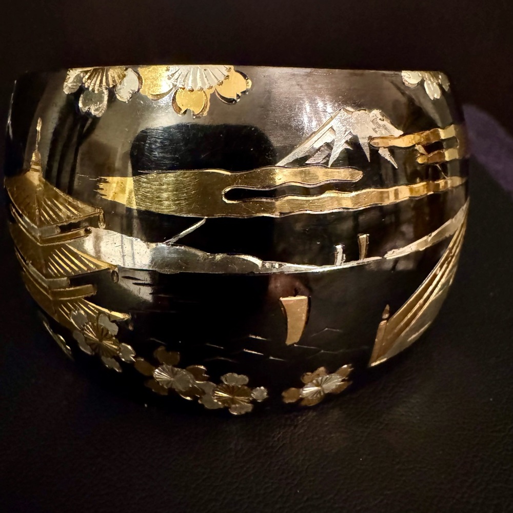 Very rare vintage sterling silver and gold Japanese etched bracelet‎